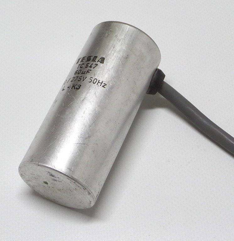 Kondenzátor 60 uF 220V TC547