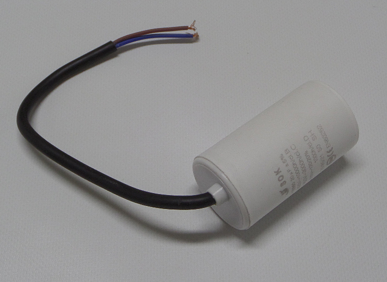 Kondenzator 20uf/ 450V s káblom