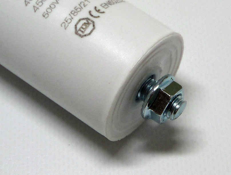 Kondenzátor 20 uF 400-450V